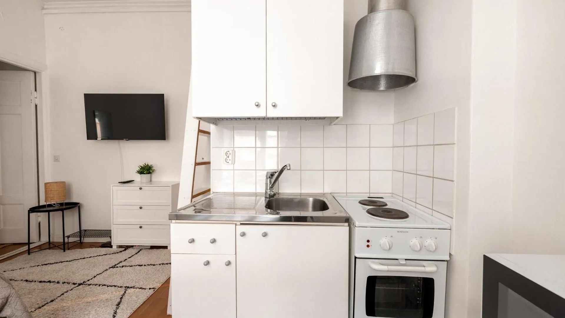 2Ndhomes Cozy Studio In Kamppi Helsinki Apartment
